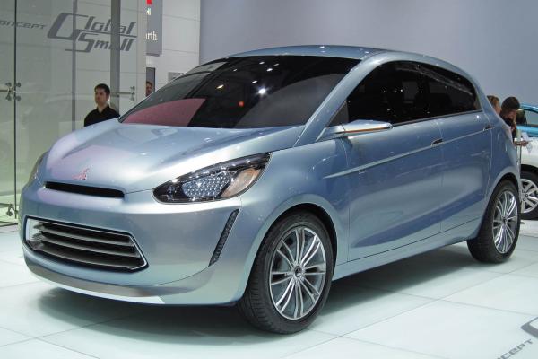 Mitsubishi Global Small